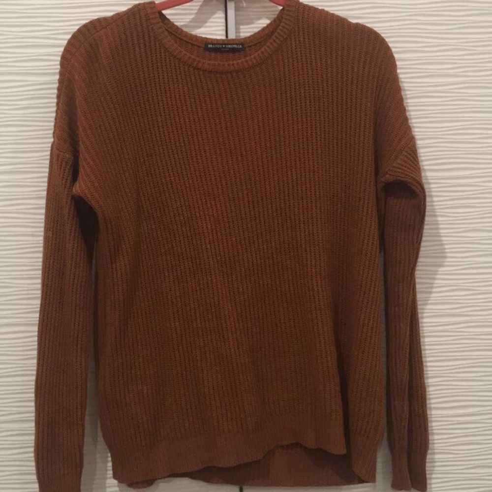 Brandy Melville sweater